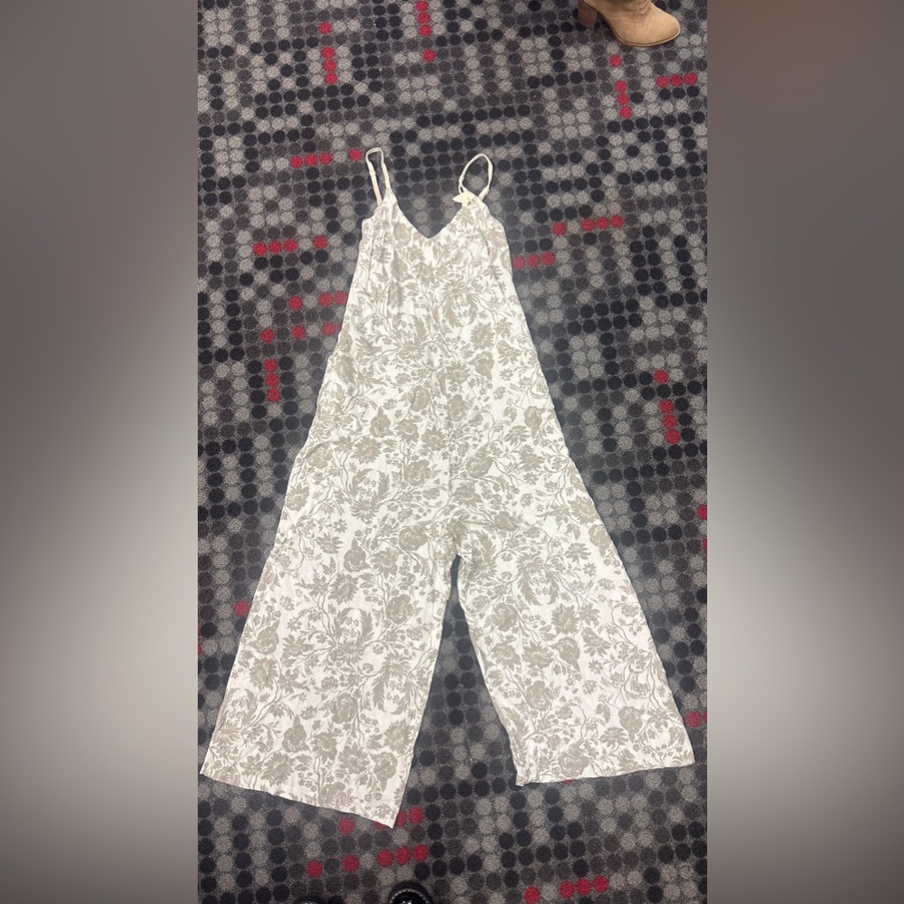 BNWT made in Spain floral jumpsuit -Small